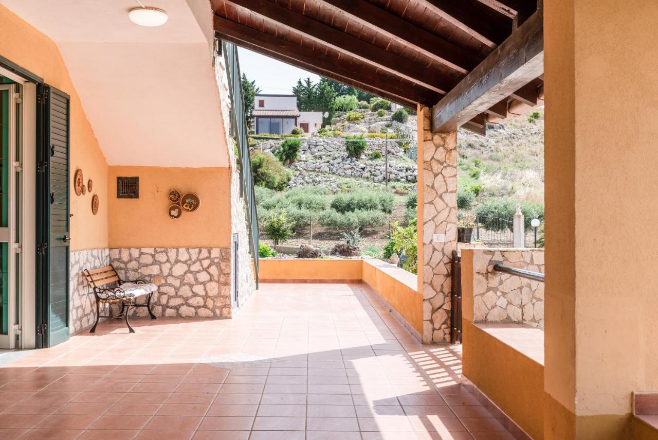Villa Tre 's' Montallegro Esterno foto